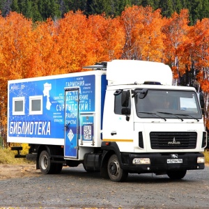 Библиомобиль отсентябрил 